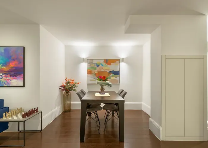 A2Bstays Fitzrovia Suite
